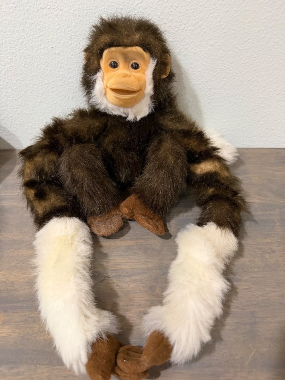 Animal Alley Toys "R" Us Monkey Puppet Flocked Face Plush Working Squeaker